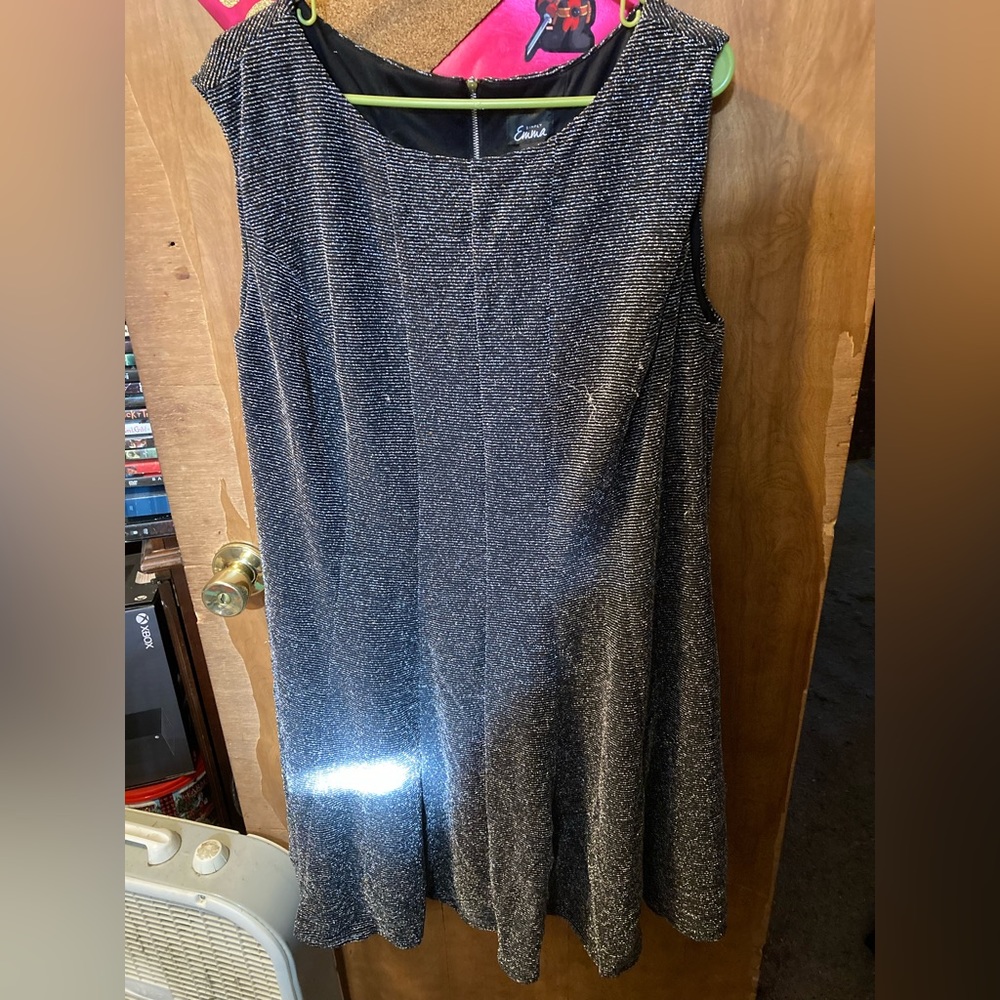 Women’s sleeveless dress